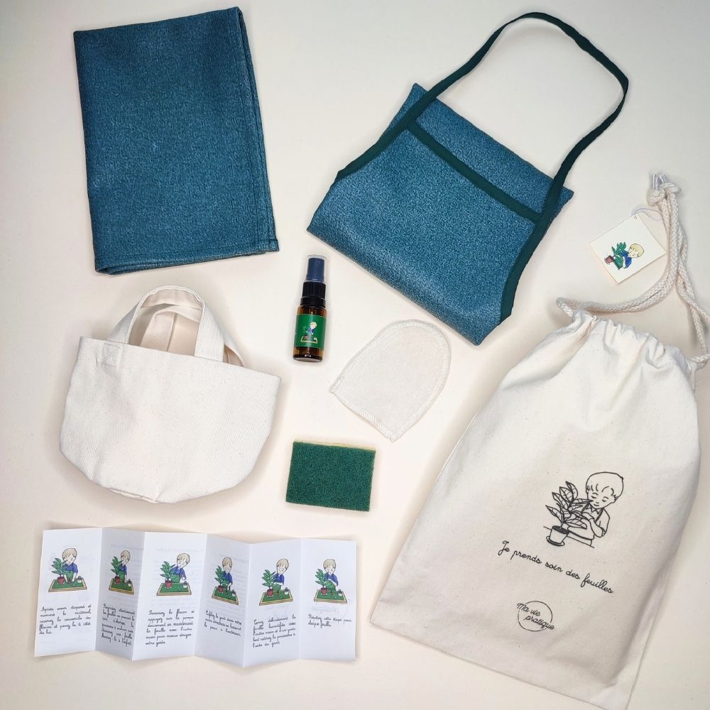 support activité montessori, tablier vert bouteille enfant, panier plantes, eponge enfant, flacon enfant, kit activité autonomie, présentation album montessori
