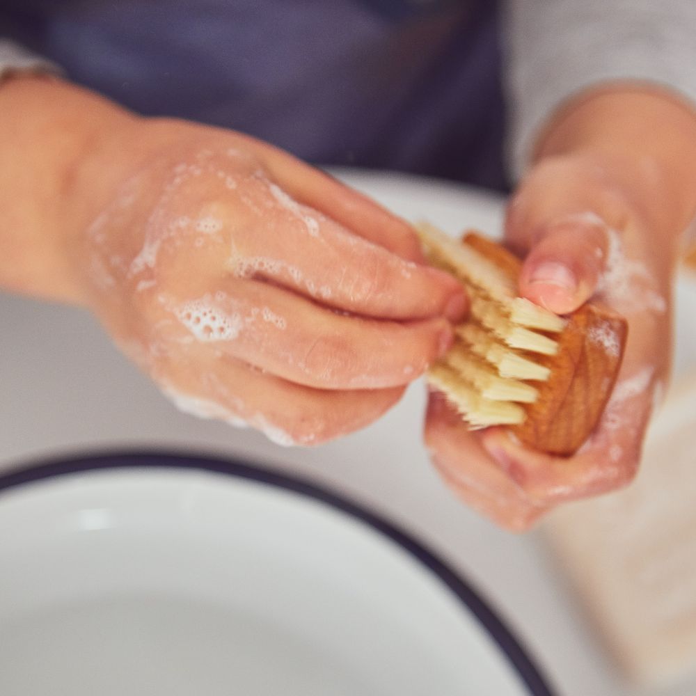 Brosse à ongles enfant